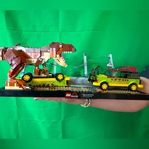 Jurassic Park Tyrannosaurus rex Escape set | Ultimate Collectors Series Lego